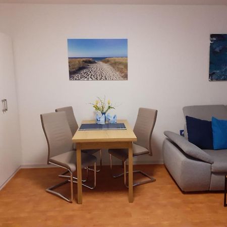 Aquamarin - Charmantes Appartement Mit Balkon Rostock Eksteriør billede