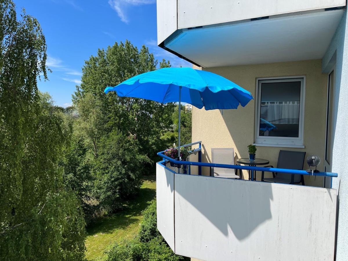 Aquamarin - Charmantes Appartement Mit Balkon Rostock Eksteriør billede