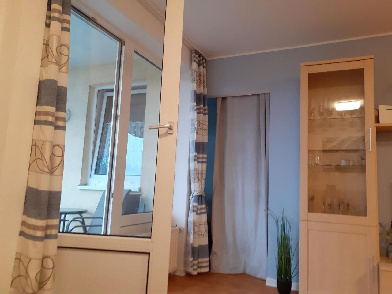 Aquamarin - Charmantes Appartement Mit Balkon Rostock Eksteriør billede